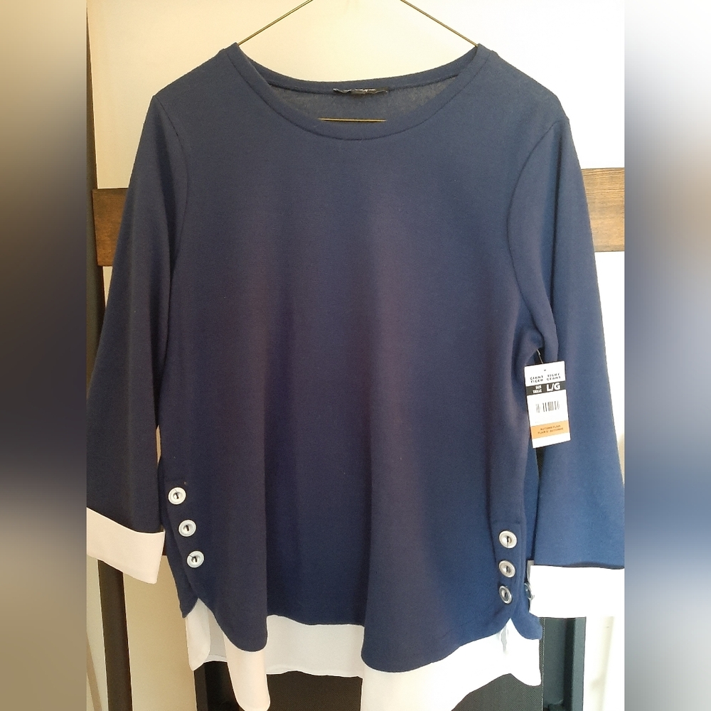 Elegant Navy Women's Blouse with Button Details